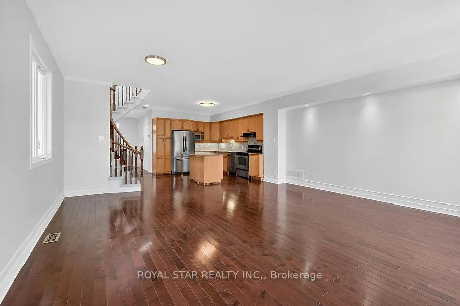 Photo 11 of 312 Parkin Circle, Ottawa, Blossom Park/Kemp Park/Findlay Creek — HOMEH