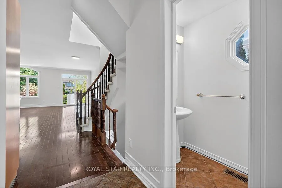 Photo 14 of 312 Parkin Circle, Ottawa, Blossom Park/Kemp Park/Findlay Creek — HOMEH