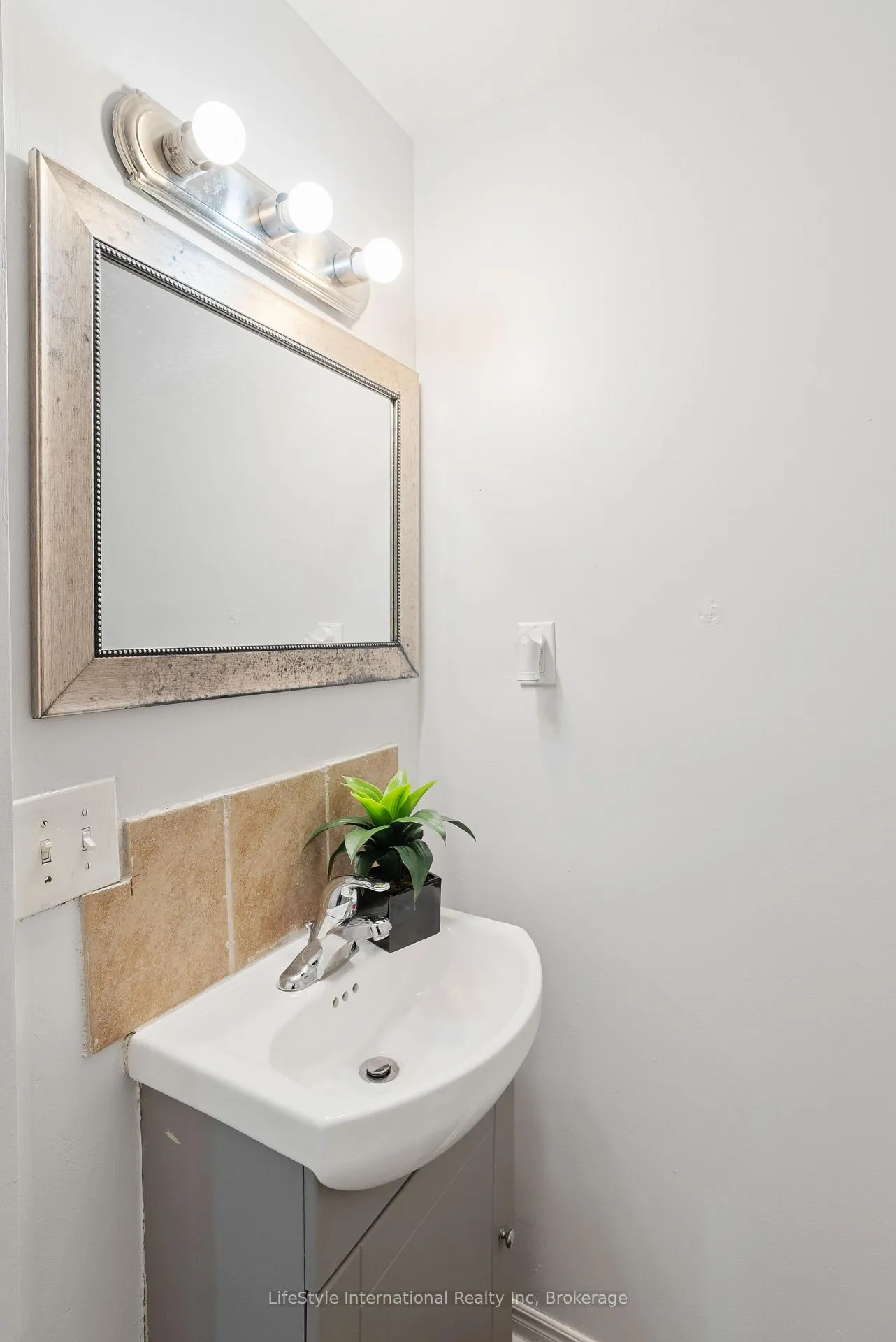 Photo 38 of 63 Hagan Avenue, Guelph, Grange Road — HOMEH