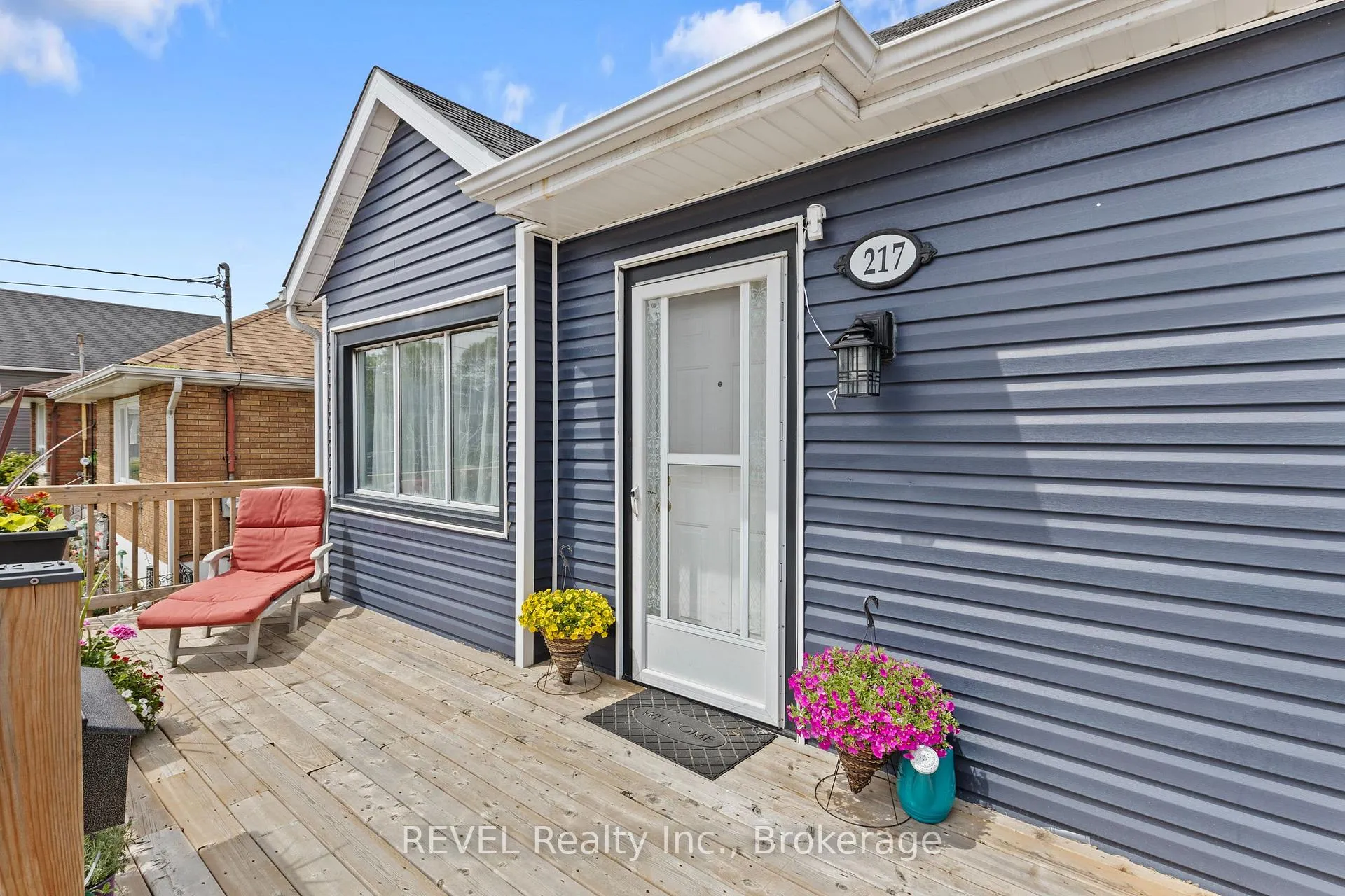 Photo 4 of 217 Niagara Street N, St. Catharines, Facer — HOMEH