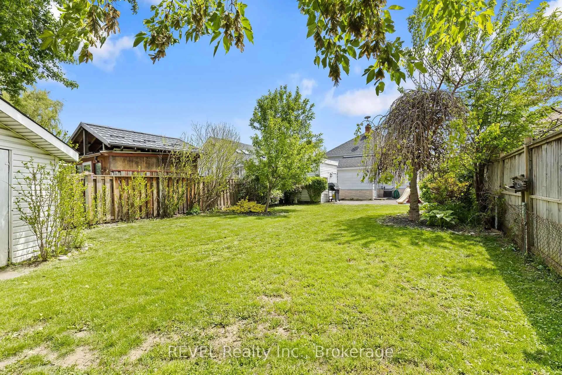 Photo 24 of 217 Niagara Street N, St. Catharines, Facer — HOMEH