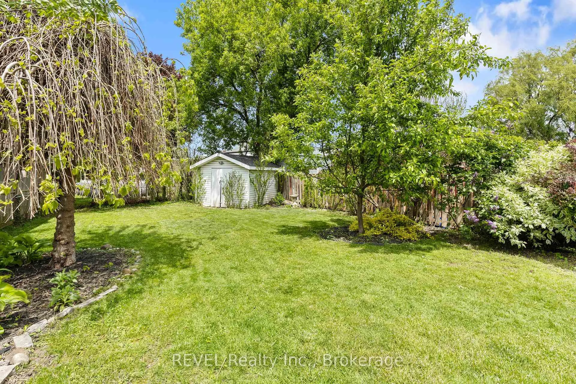 Photo 26 of 217 Niagara Street N, St. Catharines, Facer — HOMEH