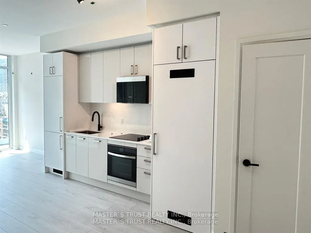 Photo 3 of Unit 906, 280 Dundas Street W, Toronto, Kensington-Chinatown — HOMEH