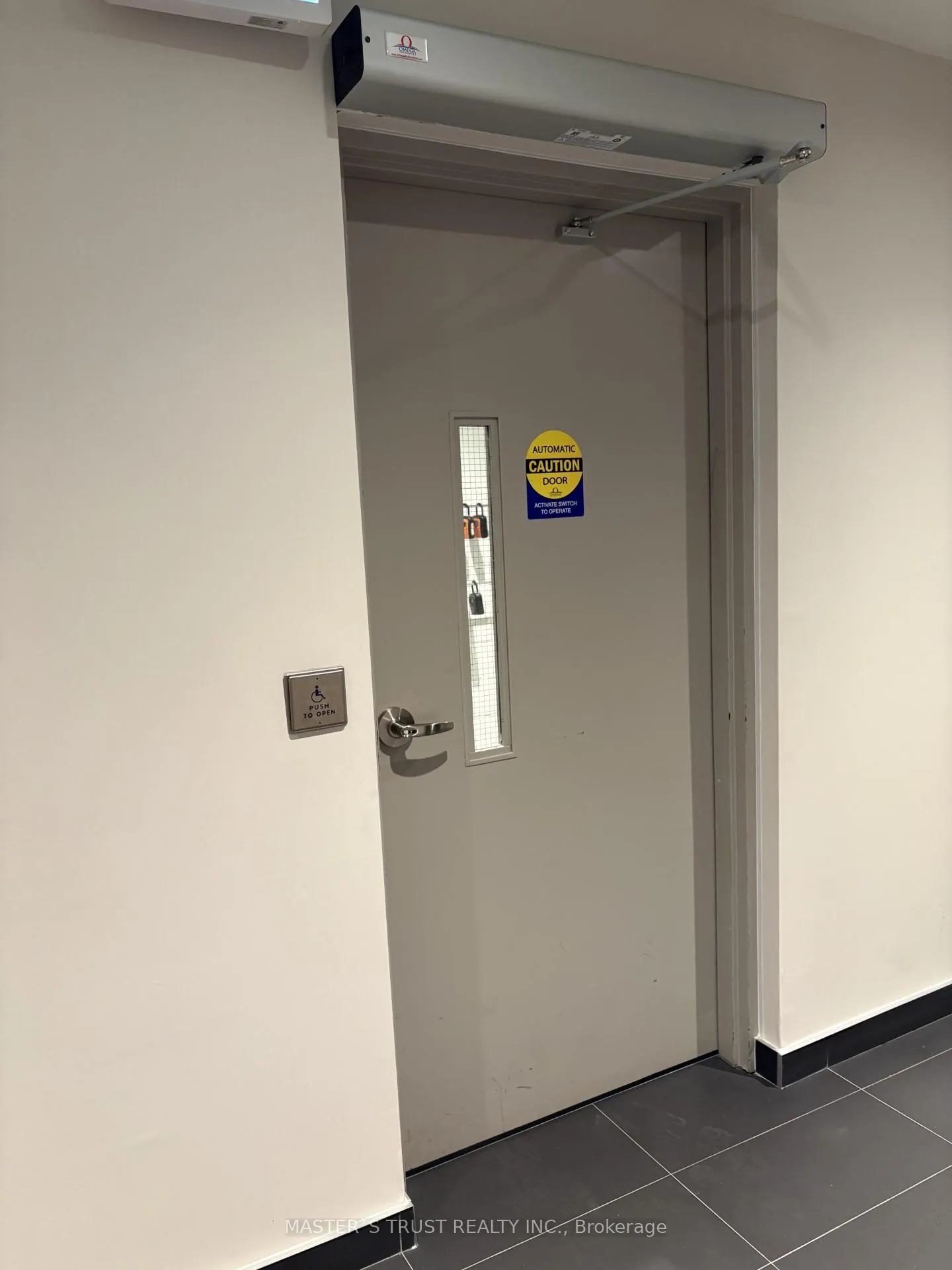 Photo 16 of Unit 906, 280 Dundas Street W, Toronto, Kensington-Chinatown — HOMEH