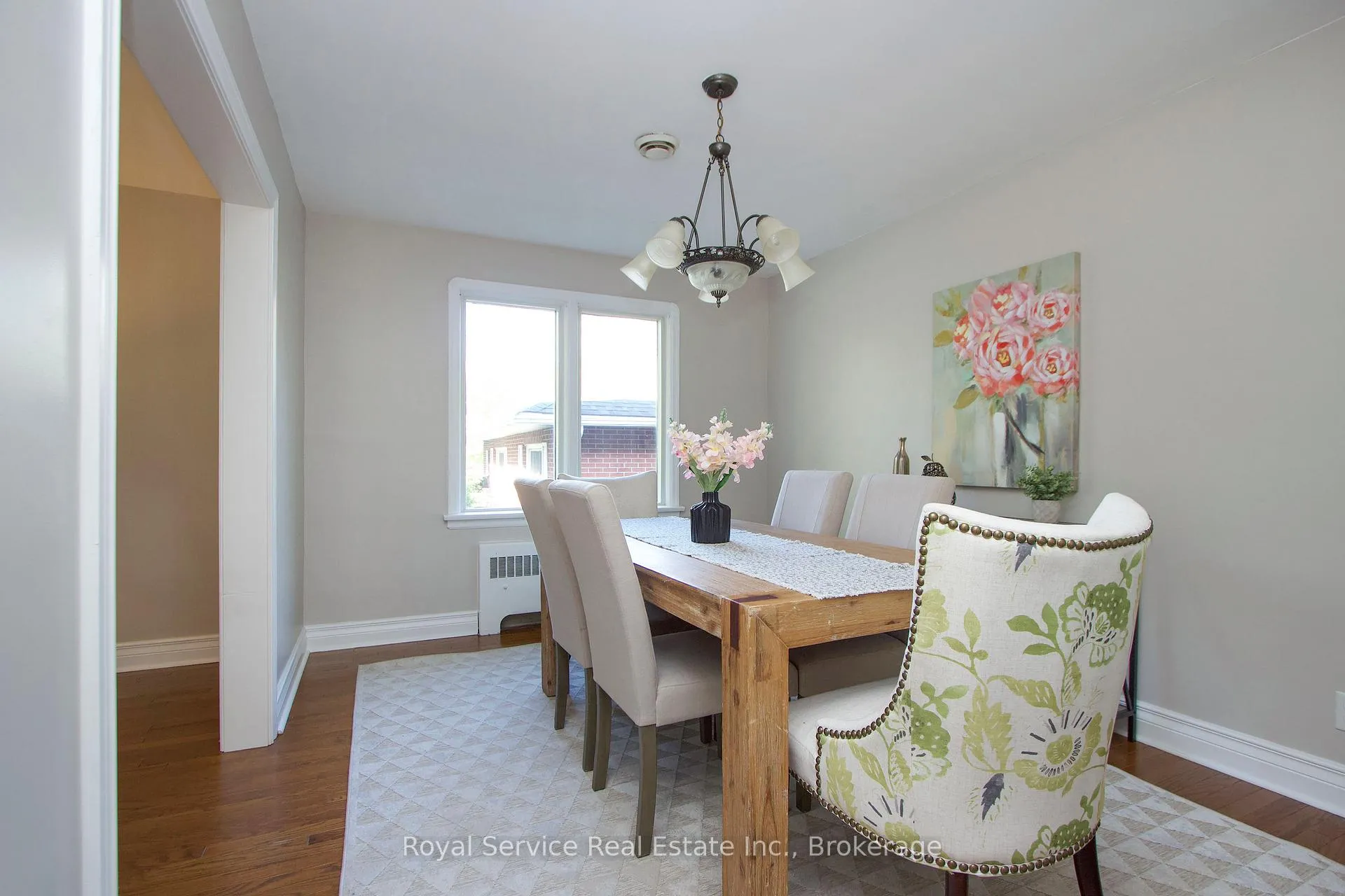 Photo 10 of 9 Jane Street, Clarington, Bowmanville — HOMEH