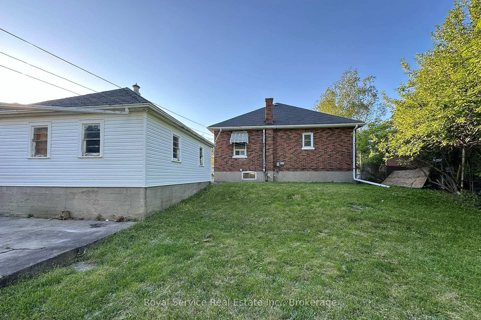 Photo 34 of 9 Jane Street, Clarington, Bowmanville — HOMEH