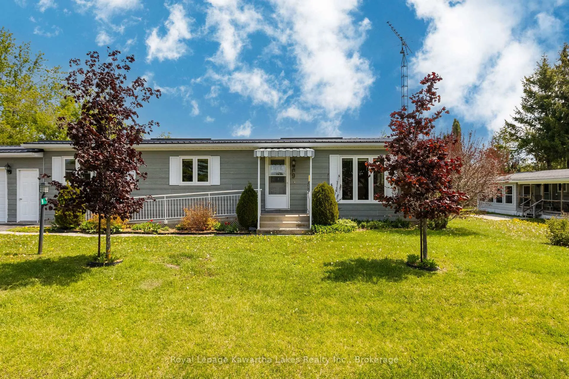 Photo 3 of 9 Vista Drive, Kawartha Lakes, Lindsay — HOMEH