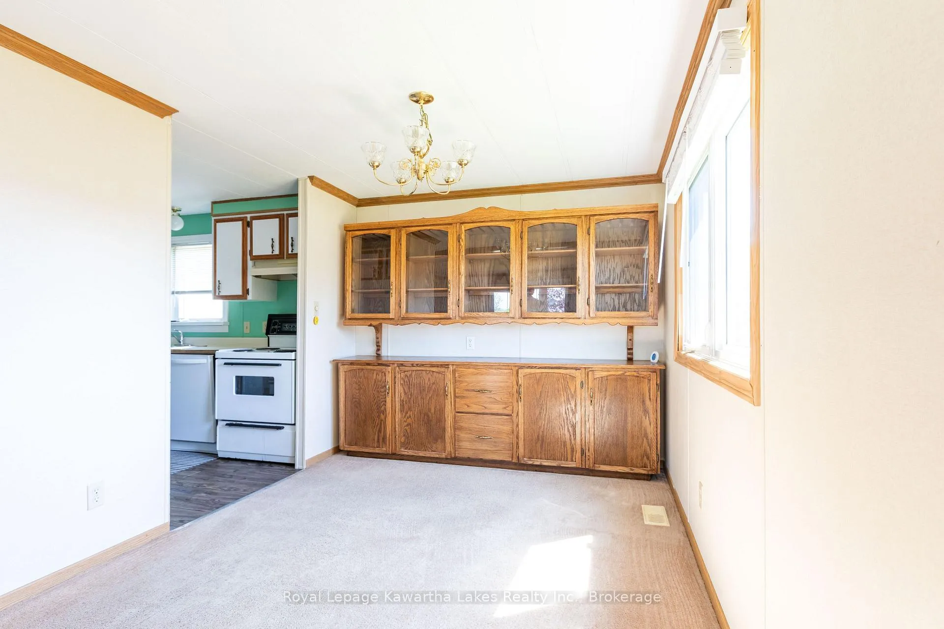 Photo 14 of 9 Vista Drive, Kawartha Lakes, Lindsay — HOMEH