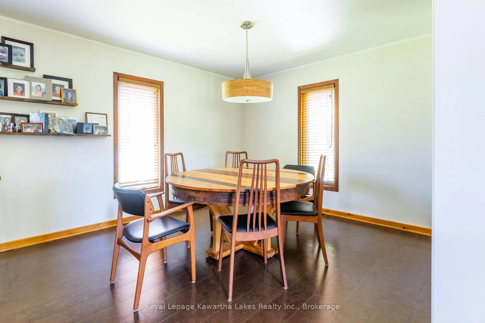 Photo 7 of 236 Crosby Drive, Kawartha Lakes, Bobcaygeon — HOMEH