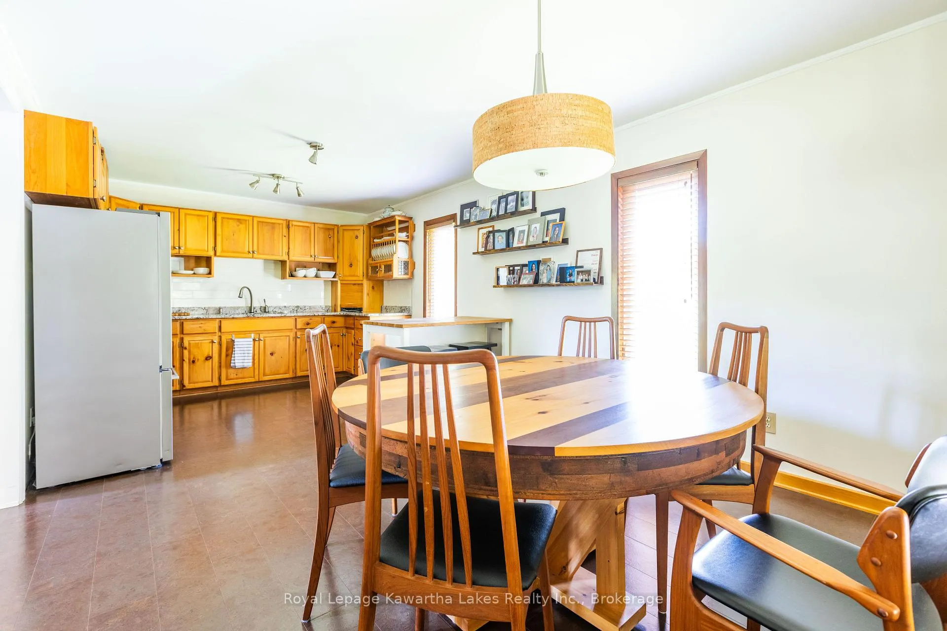 Photo 8 of 236 Crosby Drive, Kawartha Lakes, Bobcaygeon — HOMEH