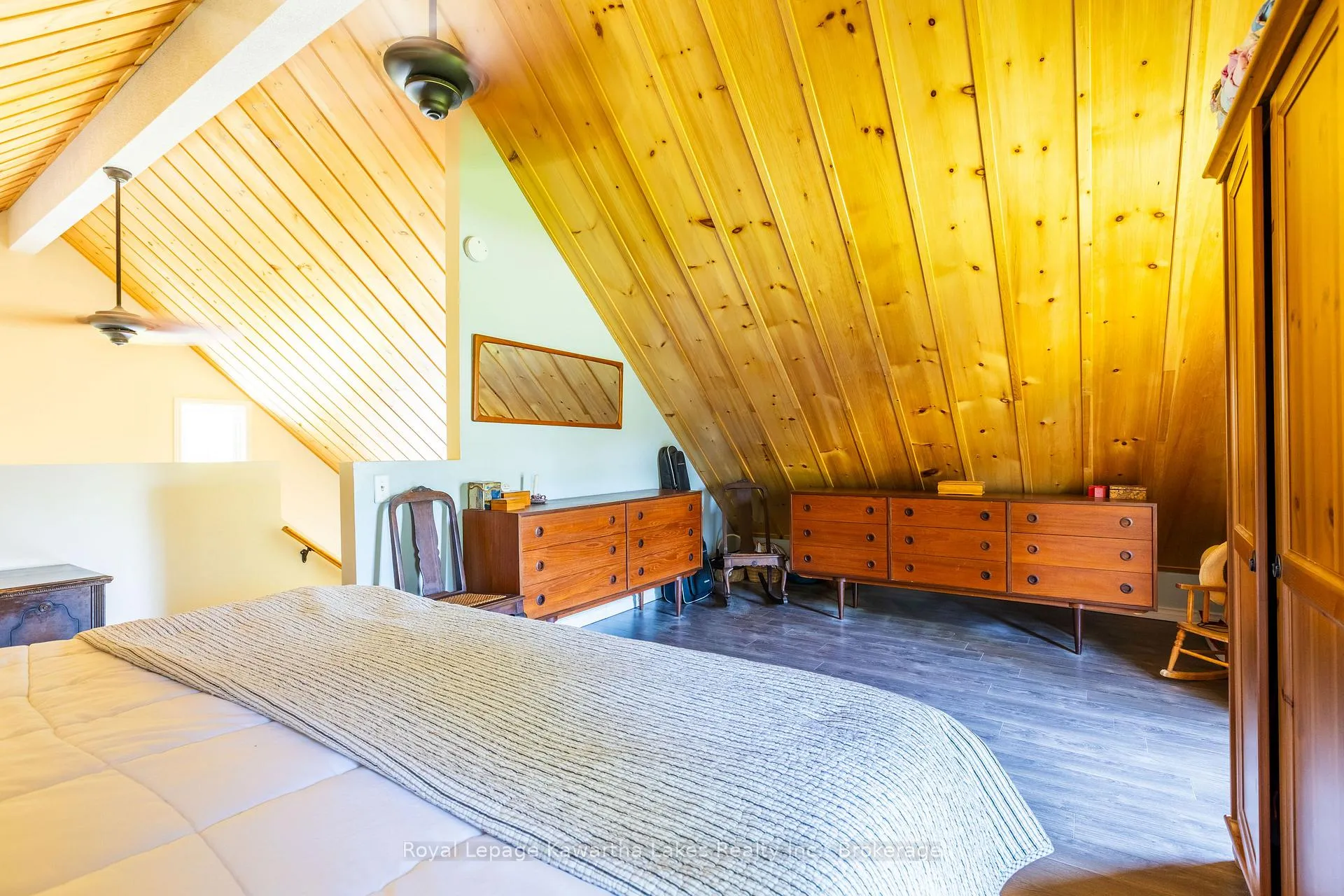 Photo 14 of 236 Crosby Drive, Kawartha Lakes, Bobcaygeon — HOMEH