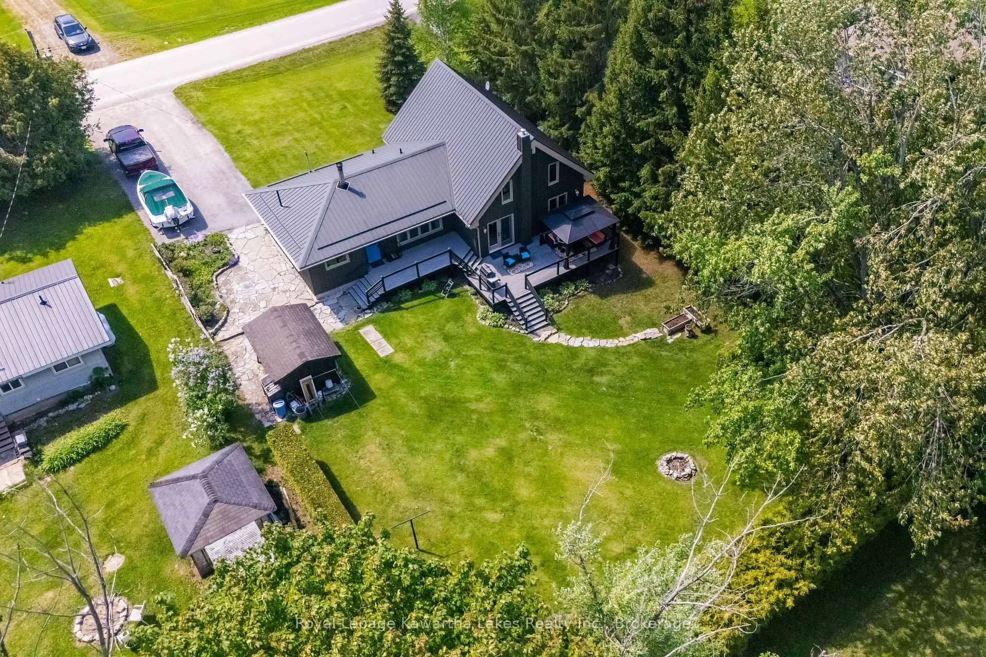Photo 24 of 236 Crosby Drive, Kawartha Lakes, Bobcaygeon — HOMEH