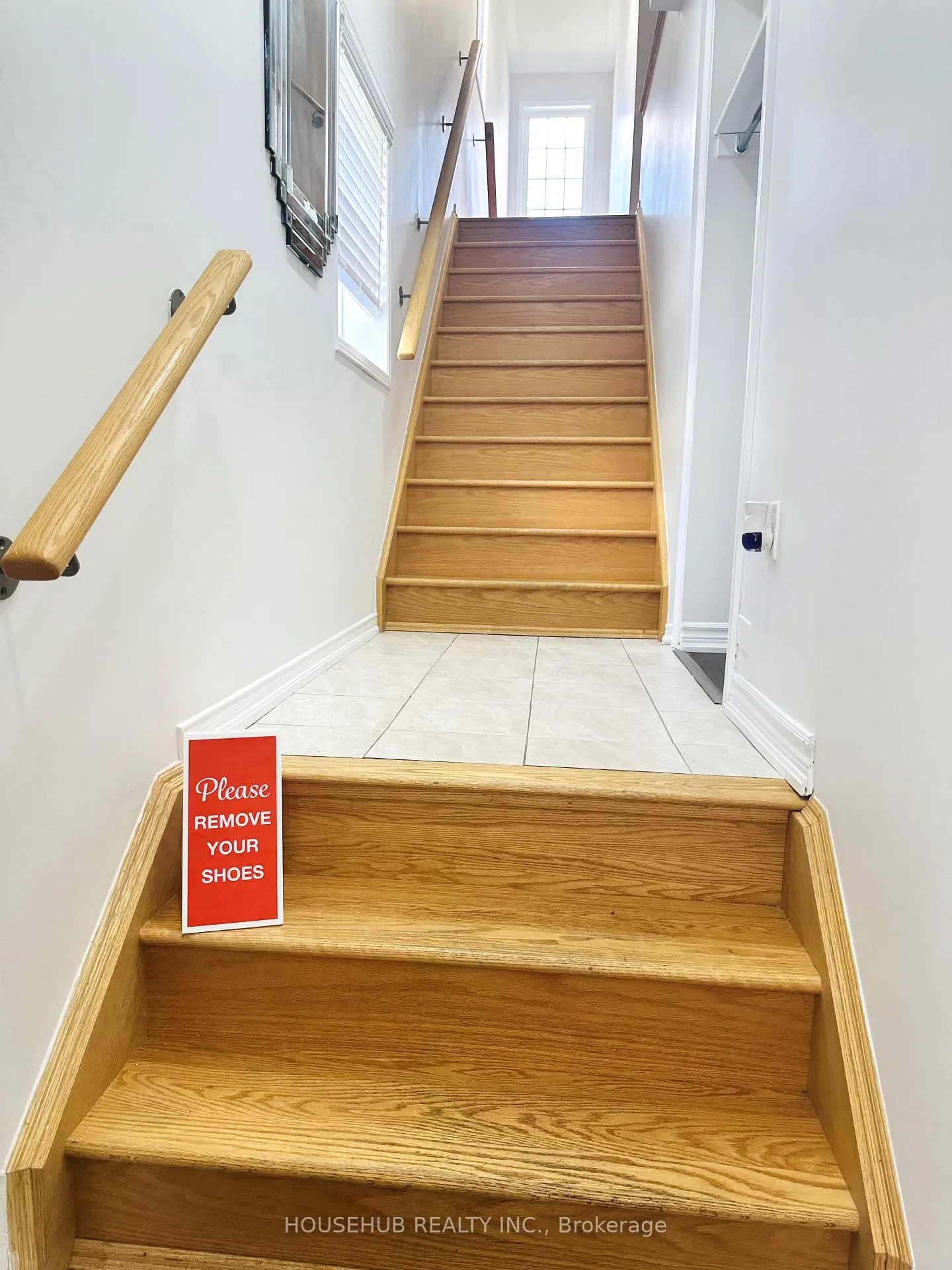 Photo 4 of 50 Filly Path, Oshawa, Windfields — HOMEH