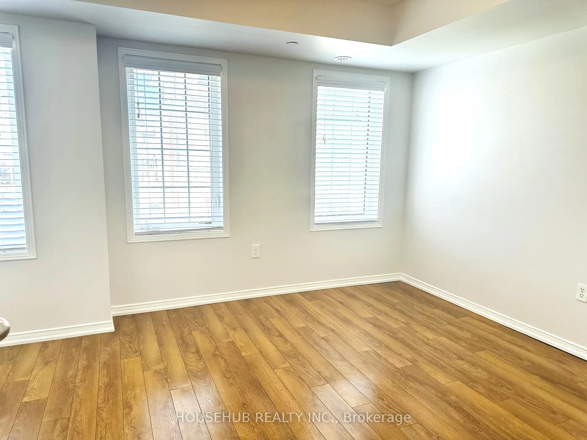 Photo 13 of 50 Filly Path, Oshawa, Windfields — HOMEH
