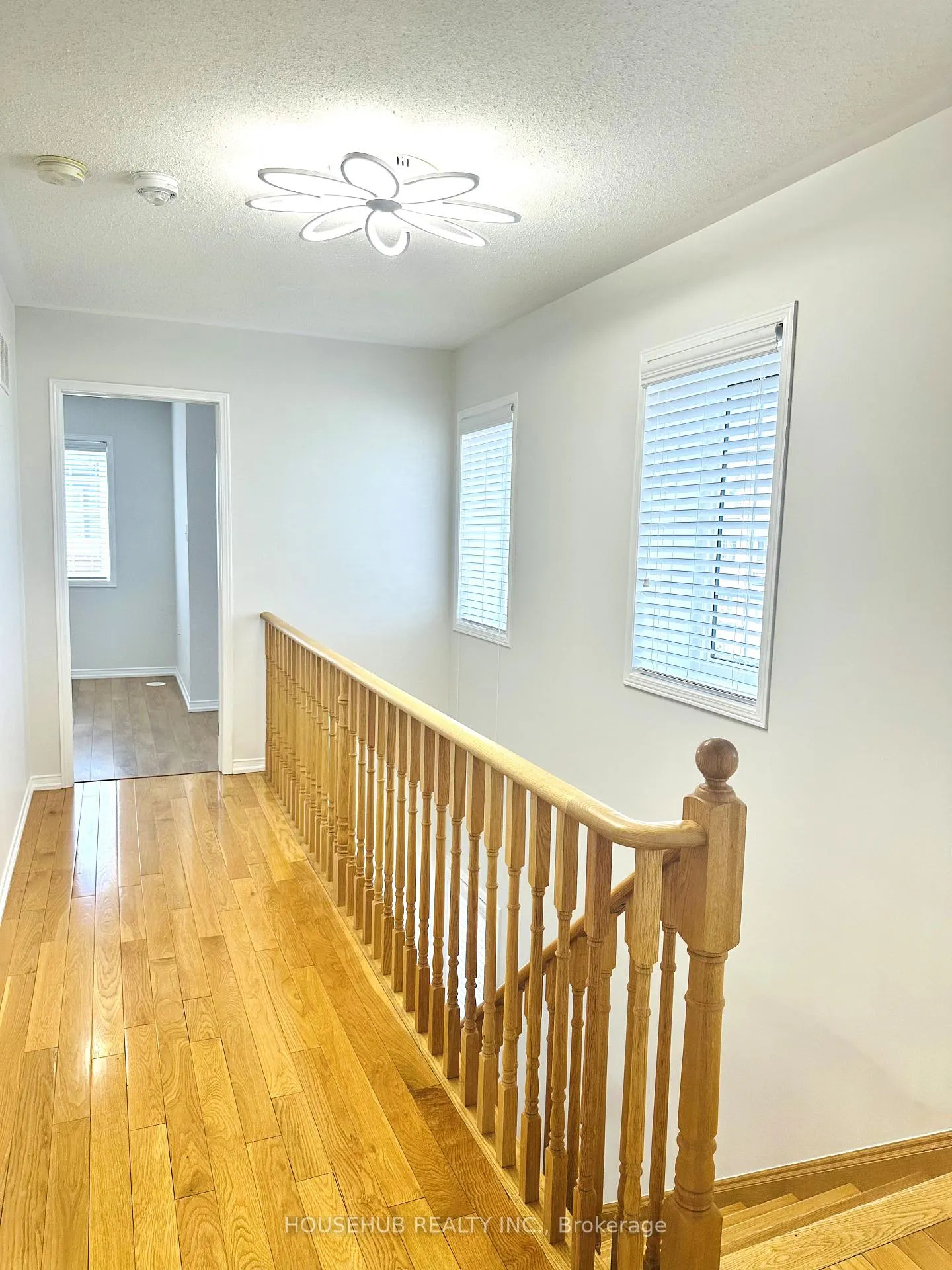Photo 22 of 50 Filly Path, Oshawa, Windfields — HOMEH