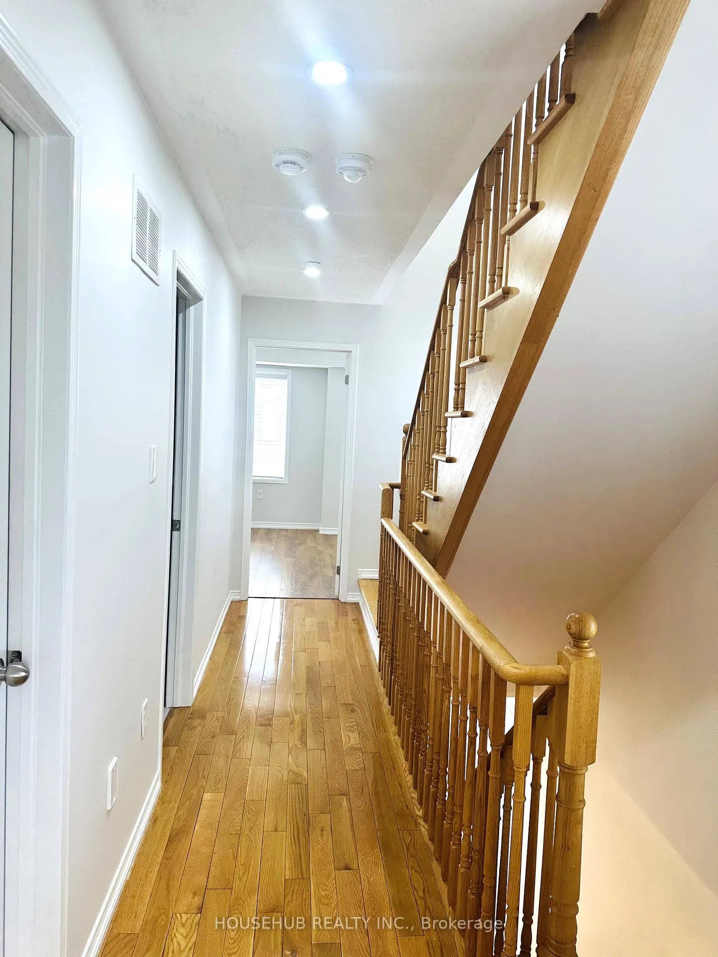 Photo 24 of 50 Filly Path, Oshawa, Windfields — HOMEH