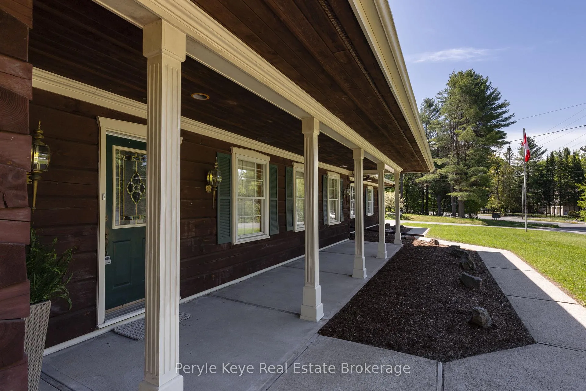 Photo 9 of 1 Kevin Crescent, Bracebridge, Monck (Bracebridge) — HOMEH