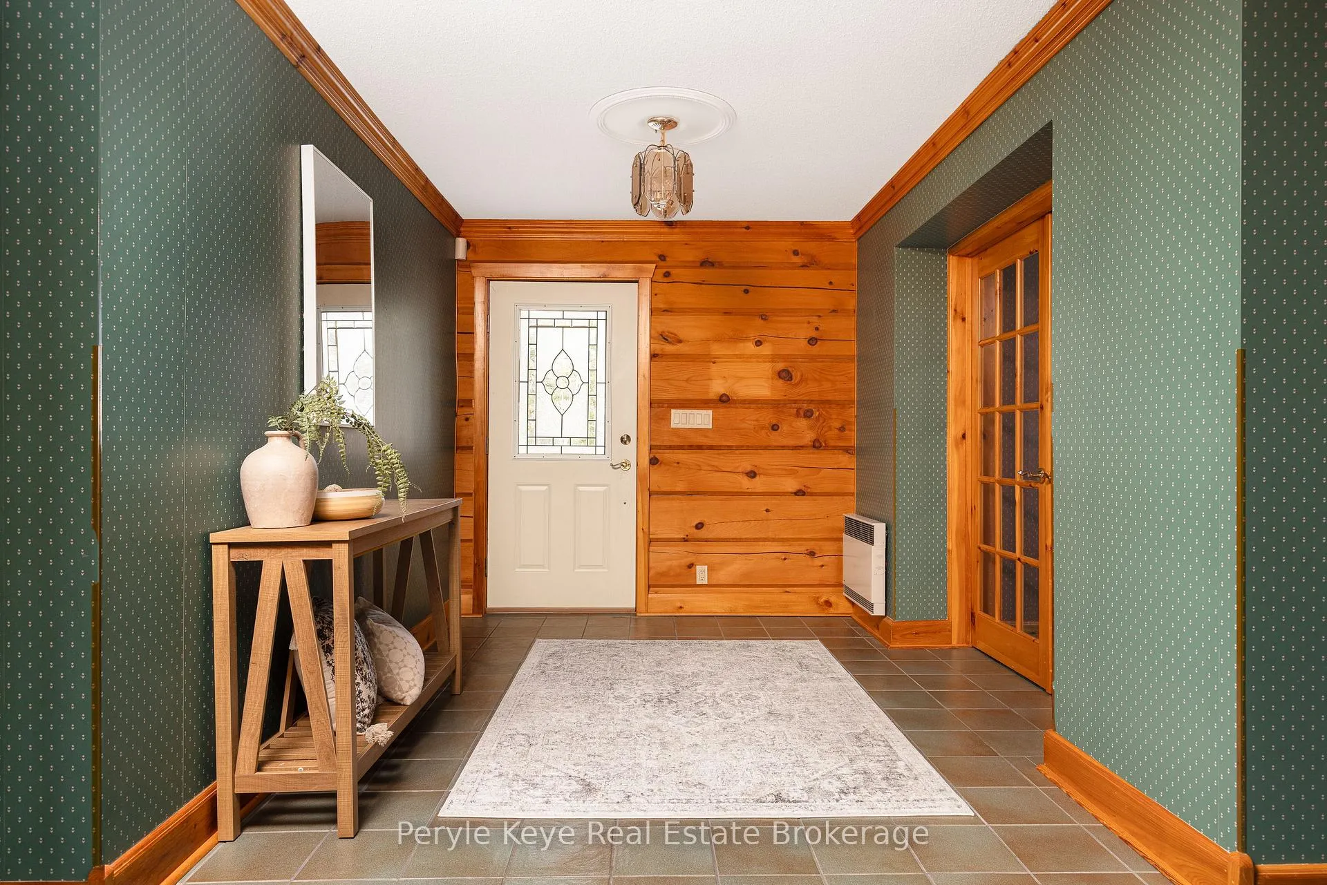 Photo 10 of 1 Kevin Crescent, Bracebridge, Monck (Bracebridge) — HOMEH