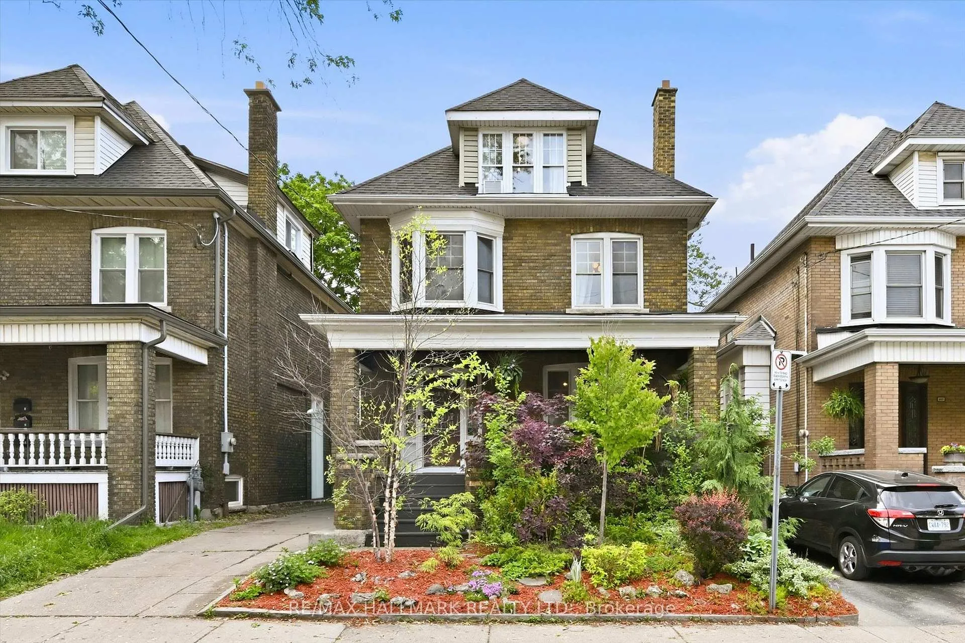 Photo 1 of 102 Carrick Avenue, Hamilton, Stipley — HOMEH