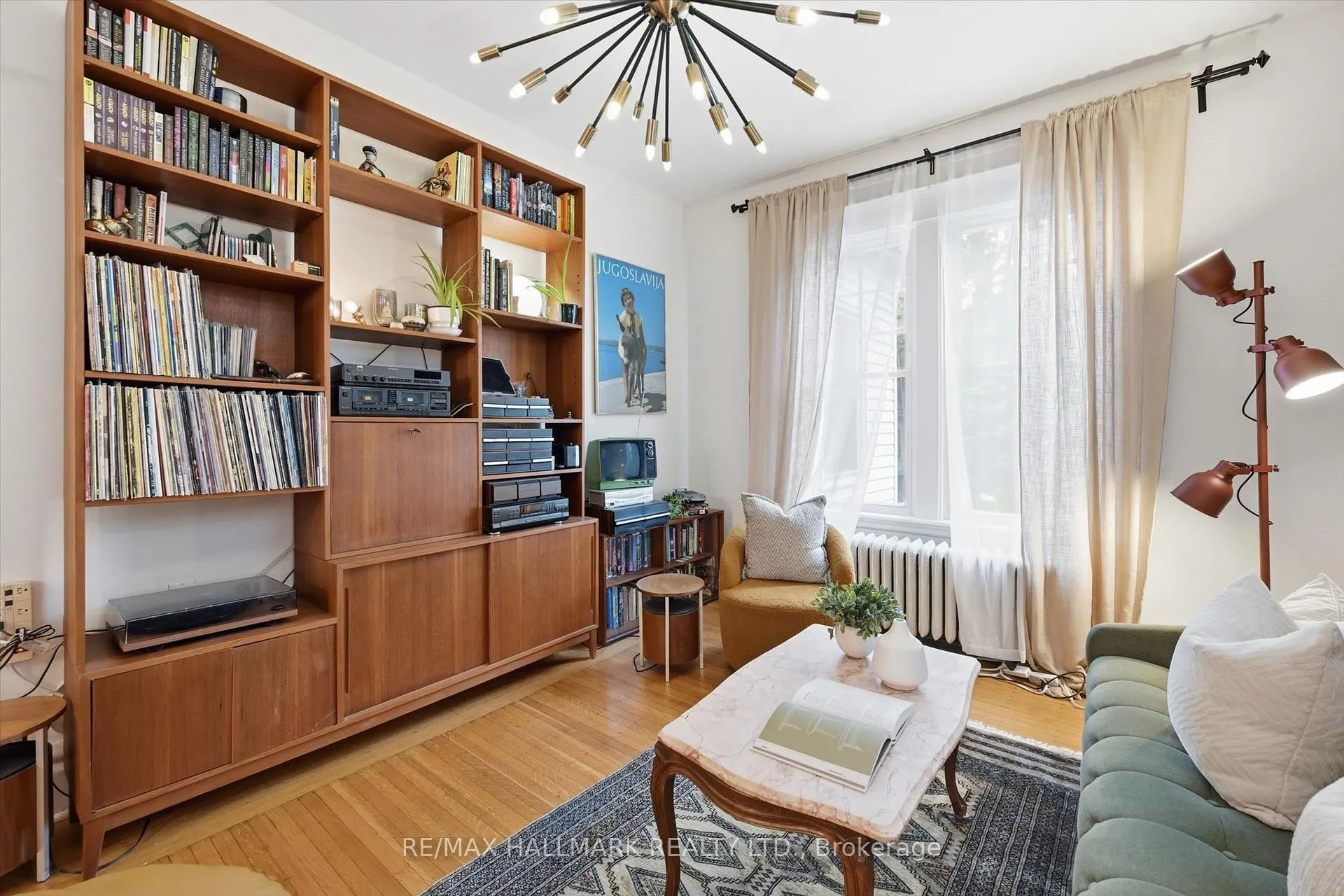 Photo 9 of 102 Carrick Avenue, Hamilton, Stipley — HOMEH
