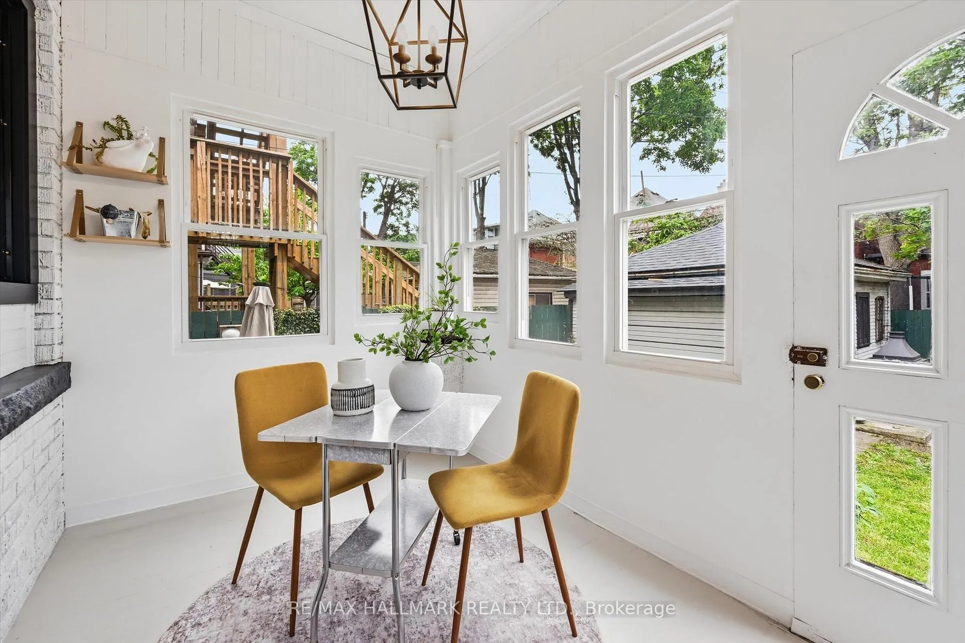 Photo 15 of 102 Carrick Avenue, Hamilton, Stipley — HOMEH