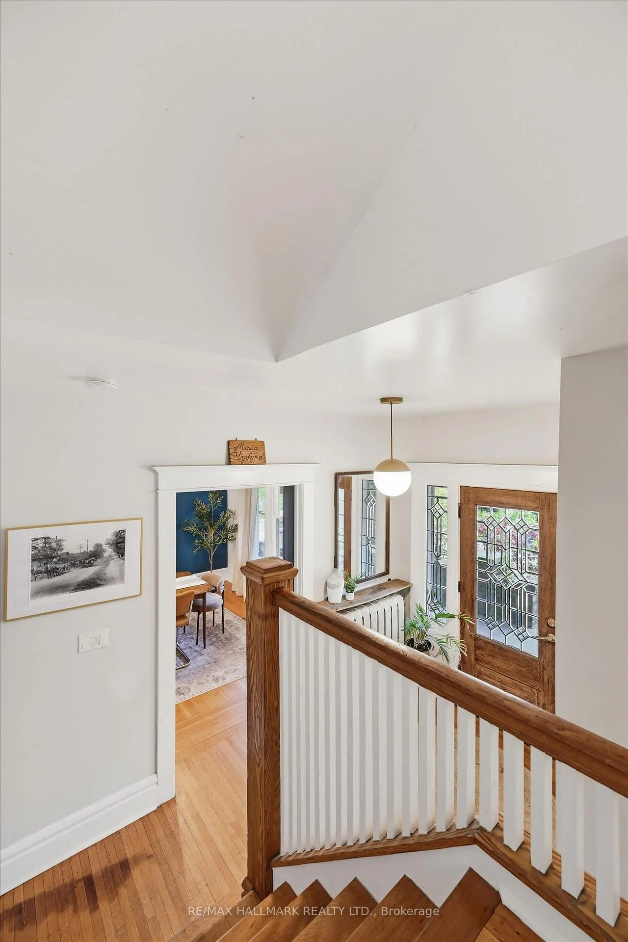 Photo 20 of 102 Carrick Avenue, Hamilton, Stipley — HOMEH