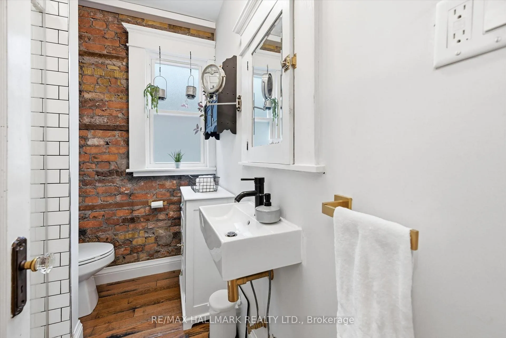 Photo 27 of 102 Carrick Avenue, Hamilton, Stipley — HOMEH