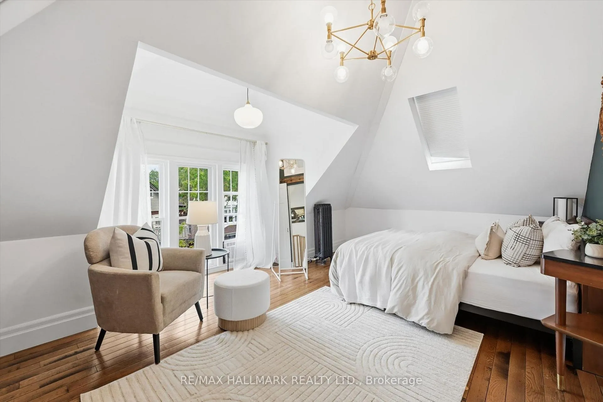 Photo 39 of 102 Carrick Avenue, Hamilton, Stipley — HOMEH
