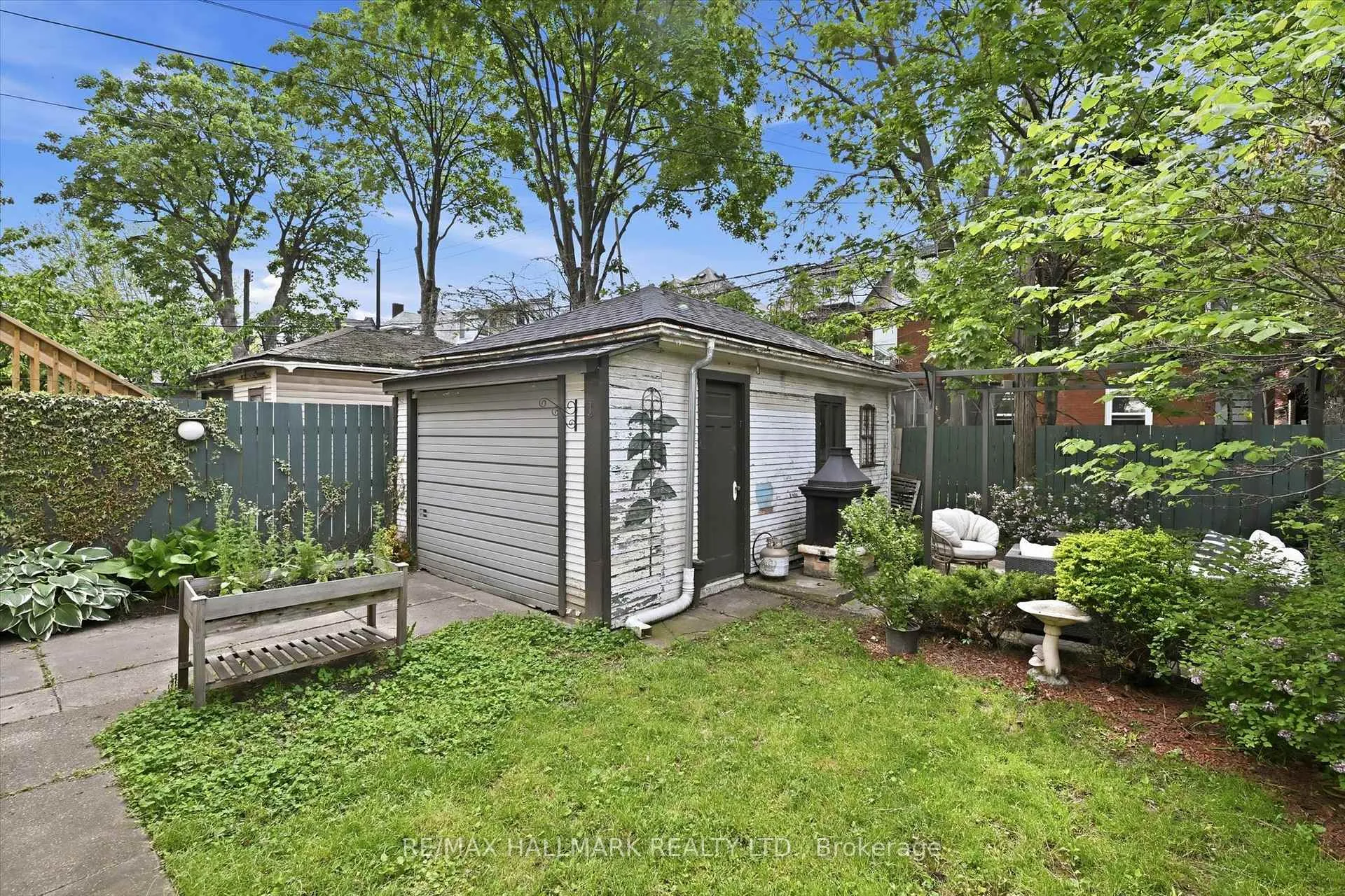 Photo 46 of 102 Carrick Avenue, Hamilton, Stipley — HOMEH