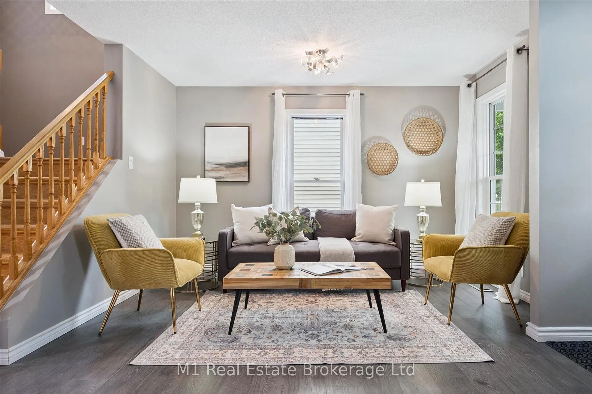 Photo 2 of 668 Jacob Lane, Waterloo — HOMEH
