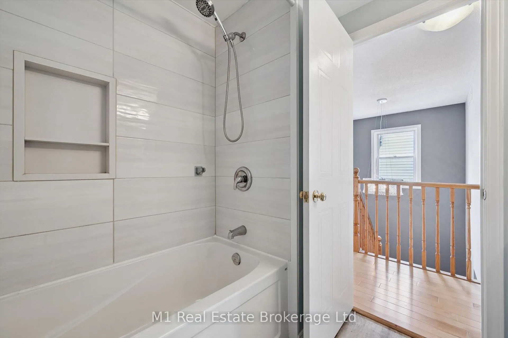 Photo 31 of 668 Jacob Lane, Waterloo — HOMEH