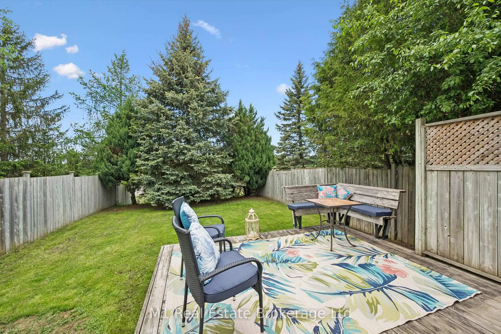 Photo 34 of 668 Jacob Lane, Waterloo — HOMEH