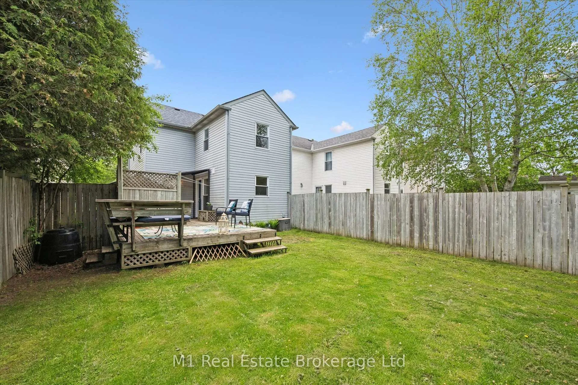 Photo 37 of 668 Jacob Lane, Waterloo — HOMEH
