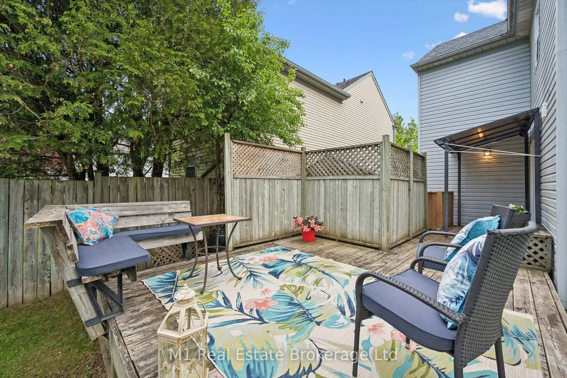 Photo 39 of 668 Jacob Lane, Waterloo — HOMEH