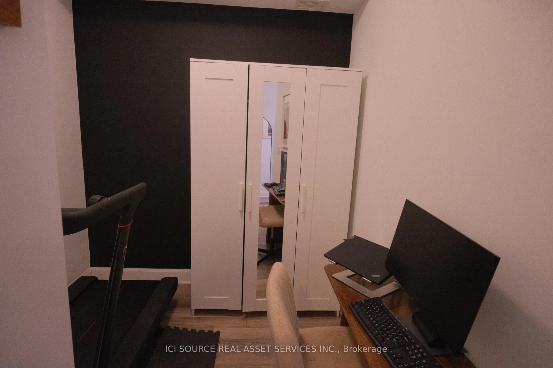 Photo 18 of Unit 421, 50 Lakebreeze Drive, Clarington, Newcastle — HOMEH
