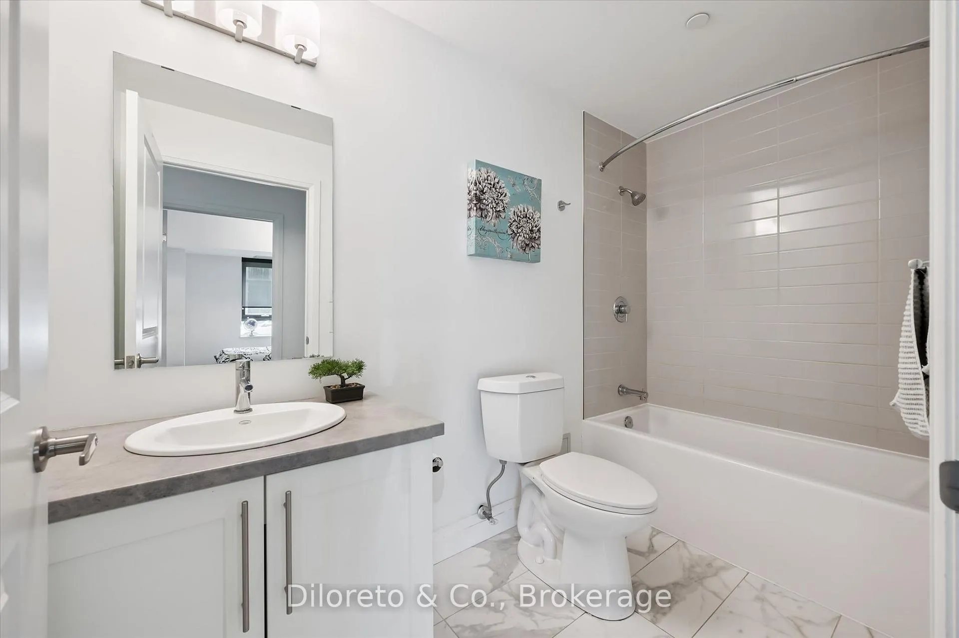 Photo 13 of Unit 110, 332 Gosling Gardens, Guelph, Clairfields/Hanlon Business Park — HOMEH
