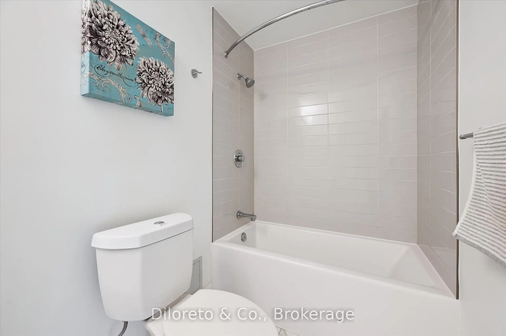 Photo 14 of Unit 110, 332 Gosling Gardens, Guelph, Clairfields/Hanlon Business Park — HOMEH