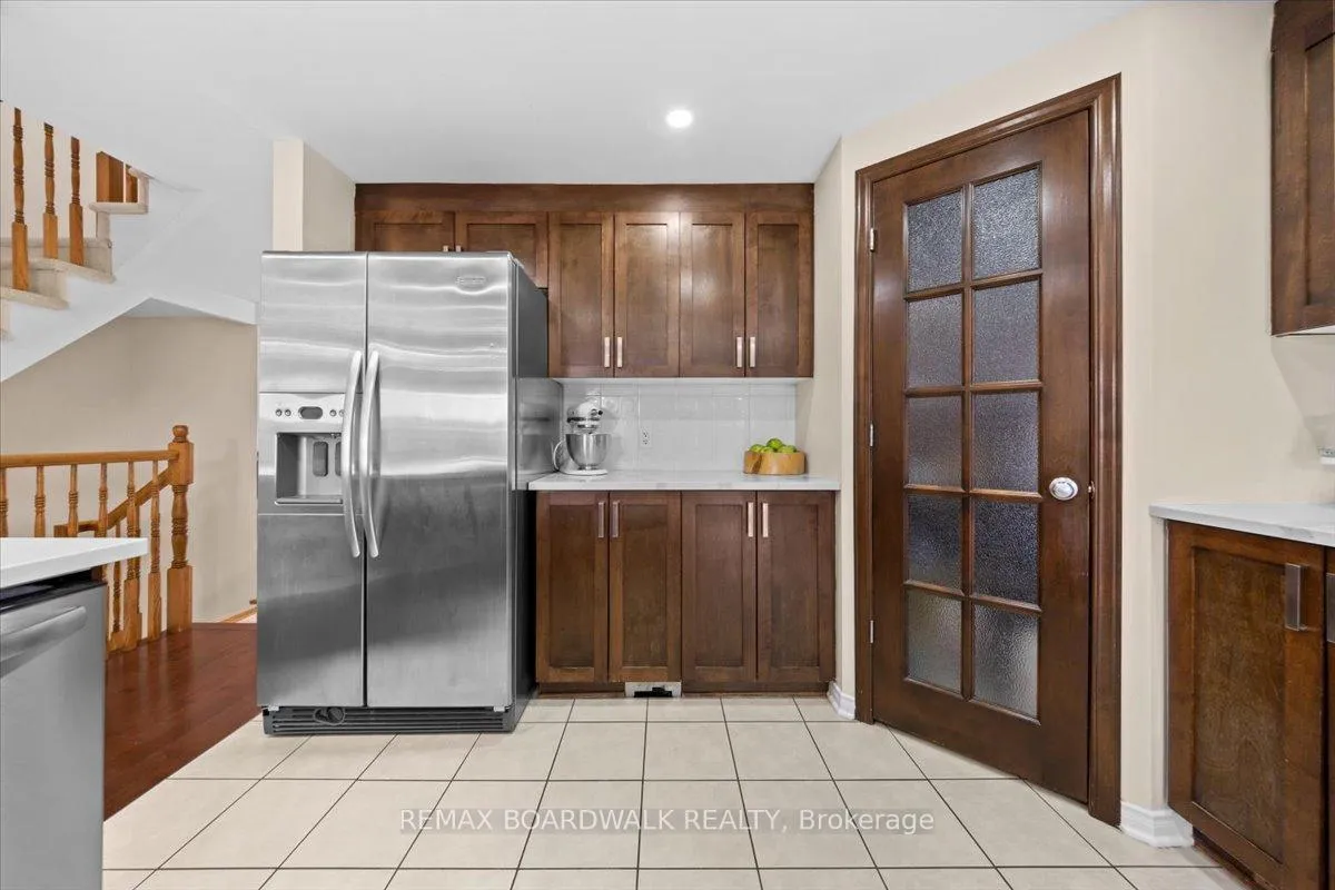 Photo 10 of 510 Pepperville Crescent, Ottawa, Kanata - Emerald Meadows/Trailwest — HOMEH