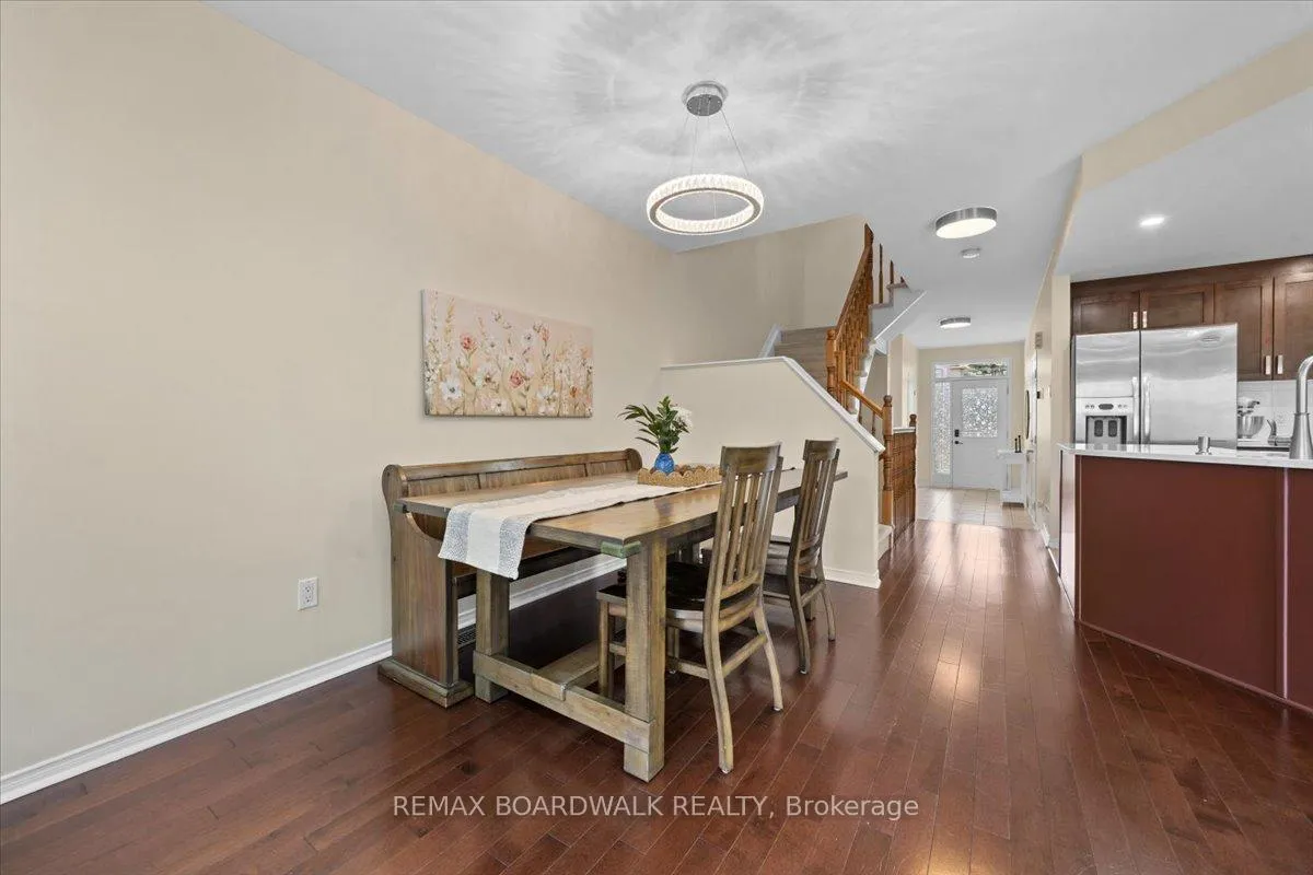 Photo 13 of 510 Pepperville Crescent, Ottawa, Kanata - Emerald Meadows/Trailwest — HOMEH