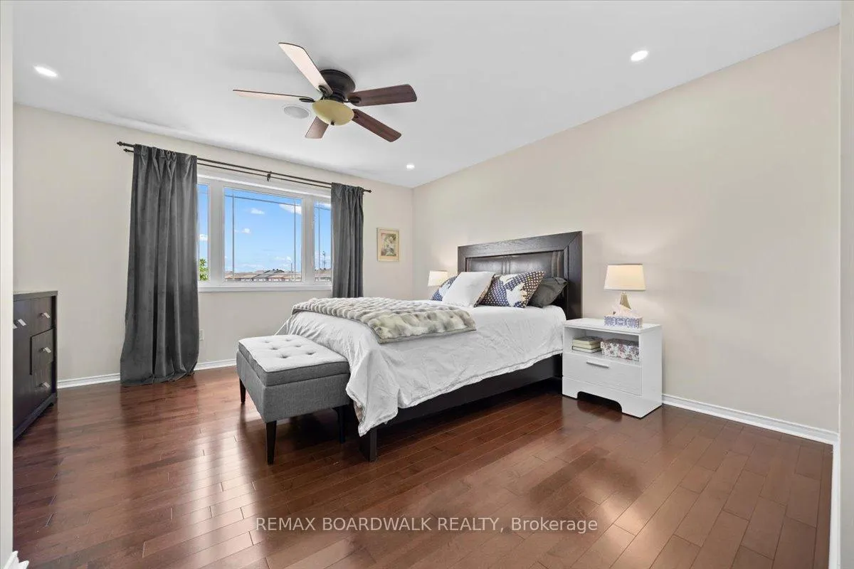 Photo 21 of 510 Pepperville Crescent, Ottawa, Kanata - Emerald Meadows/Trailwest — HOMEH
