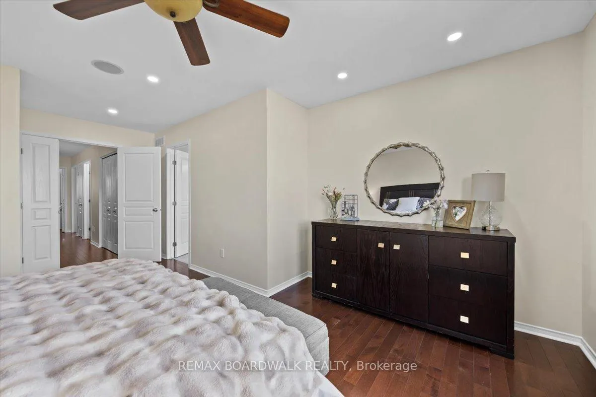 Photo 22 of 510 Pepperville Crescent, Ottawa, Kanata - Emerald Meadows/Trailwest — HOMEH