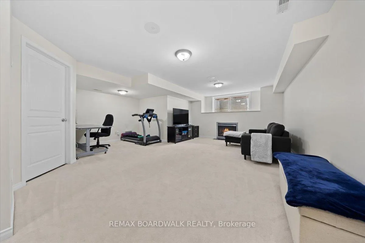 Photo 31 of 510 Pepperville Crescent, Ottawa, Kanata - Emerald Meadows/Trailwest — HOMEH