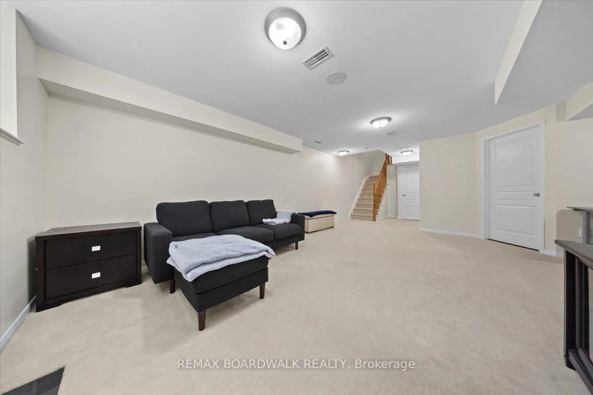 Photo 34 of 510 Pepperville Crescent, Ottawa, Kanata - Emerald Meadows/Trailwest — HOMEH