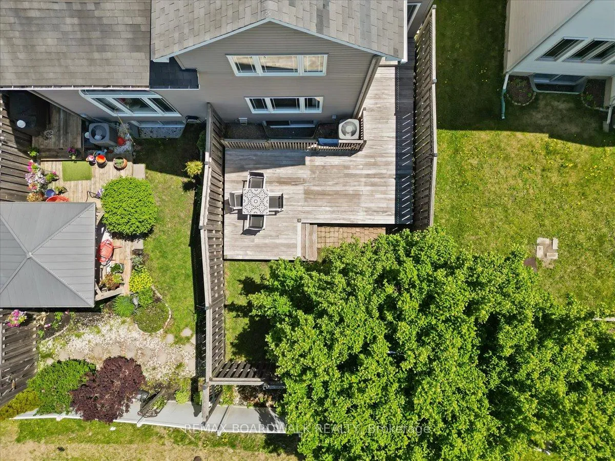 Photo 39 of 510 Pepperville Crescent, Ottawa, Kanata - Emerald Meadows/Trailwest — HOMEH