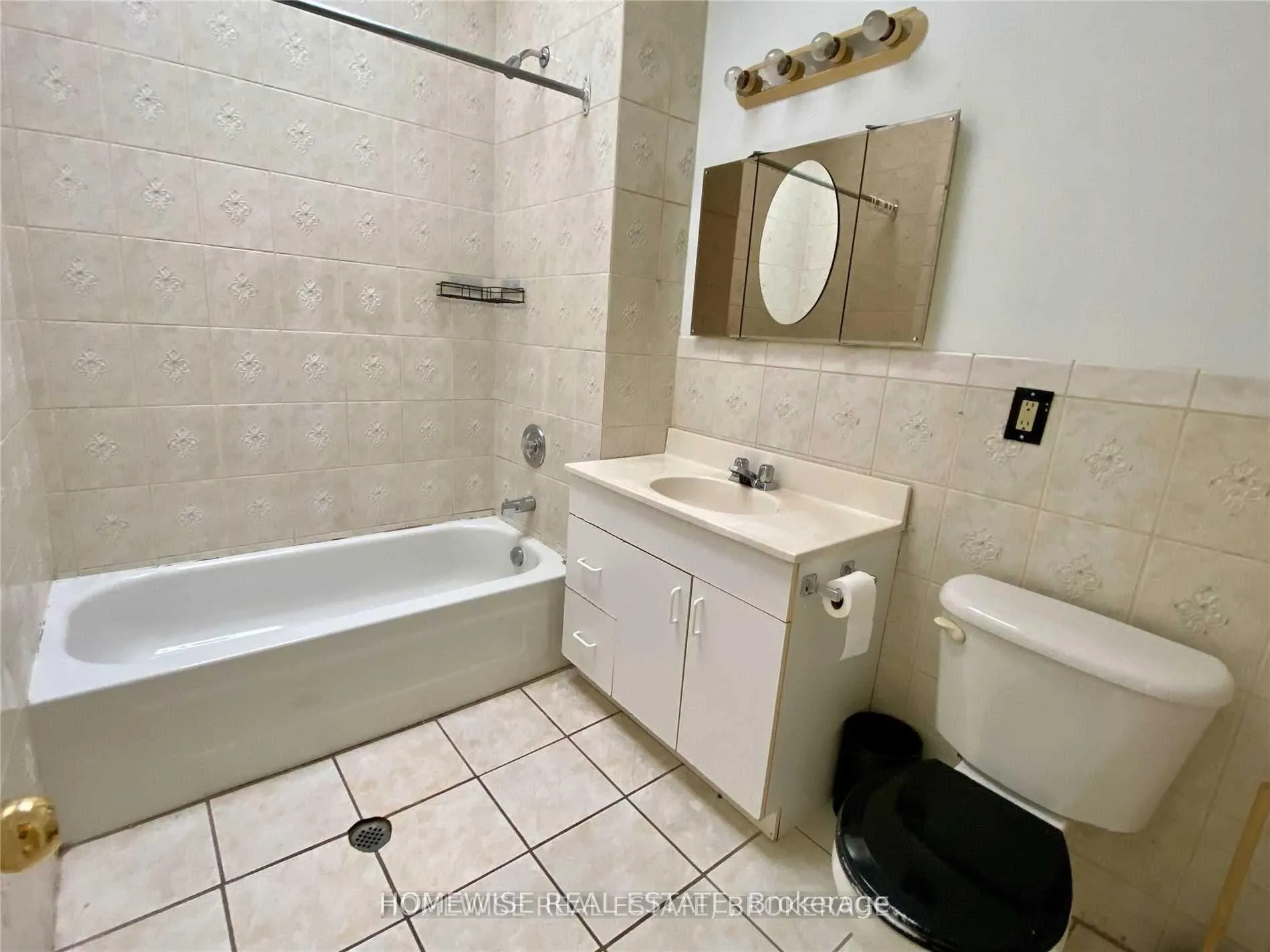 Photo 8 of Unit 1, 1582 Queen Street W, Toronto, Roncesvalles — HOMEH