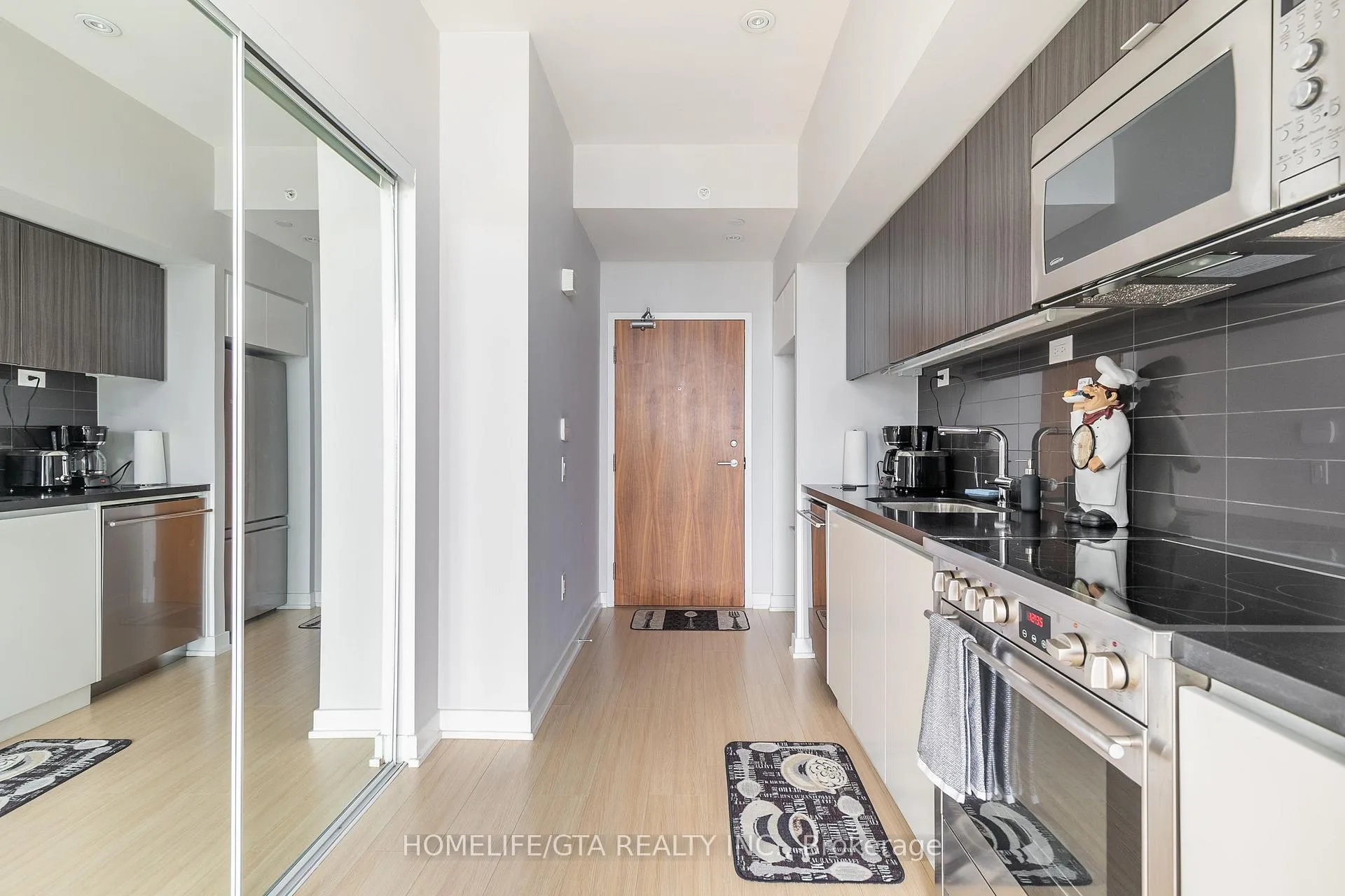Photo 6 of Unit 2309, 75 Queens Wharf Road, Toronto, Waterfront Communities — HOMEH