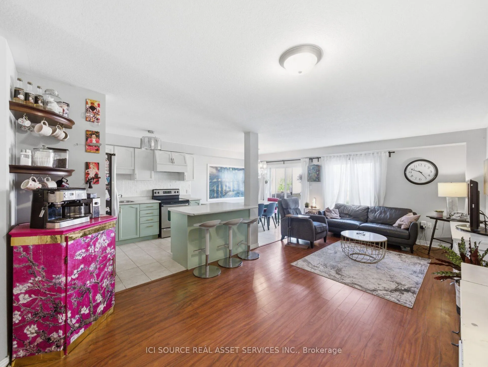 Photo 2 of Unit 22, 163 Livingston Avenue, Grimsby, Grimsby West — HOMEH