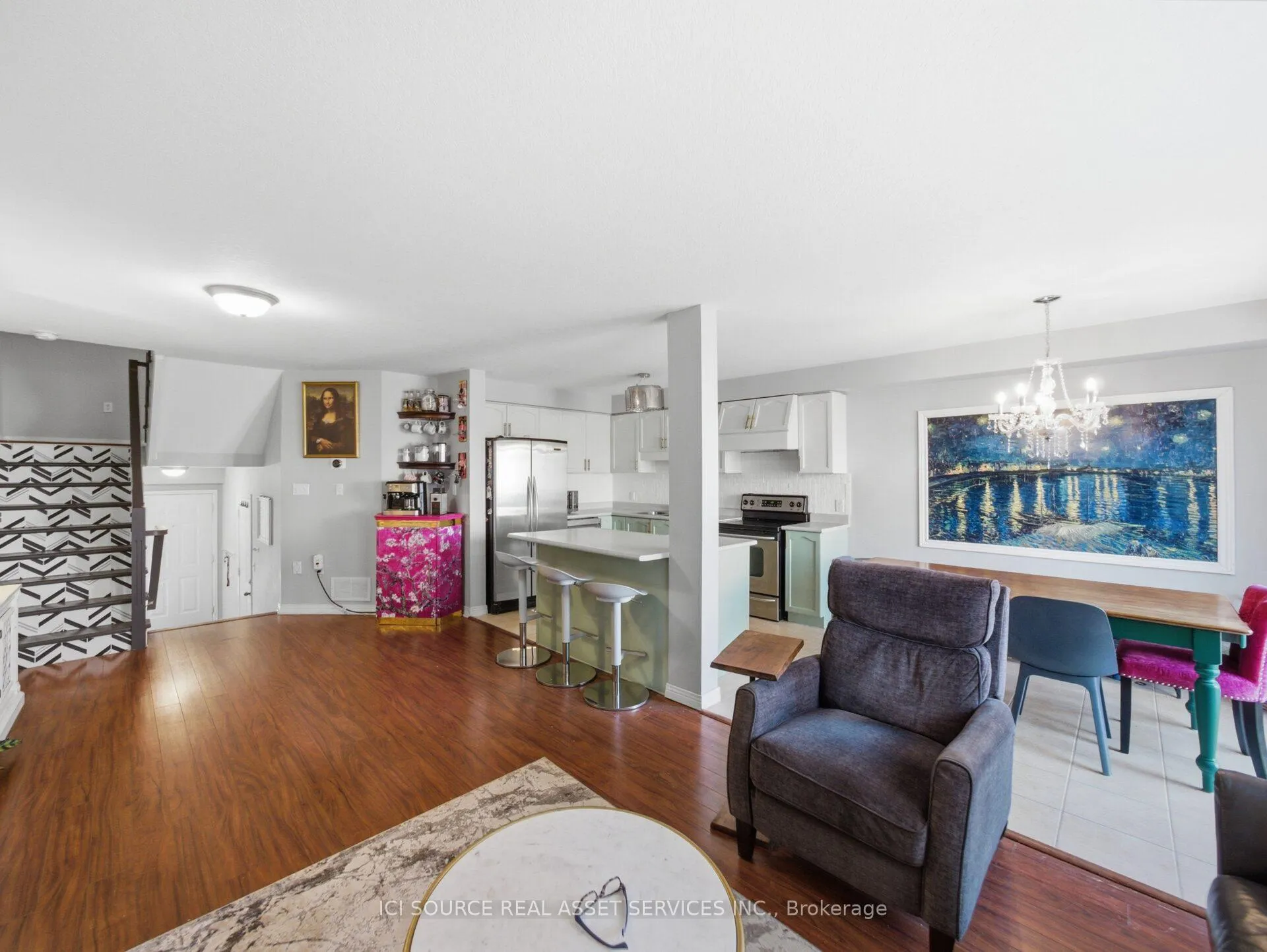 Photo 3 of Unit 22, 163 Livingston Avenue, Grimsby, Grimsby West — HOMEH