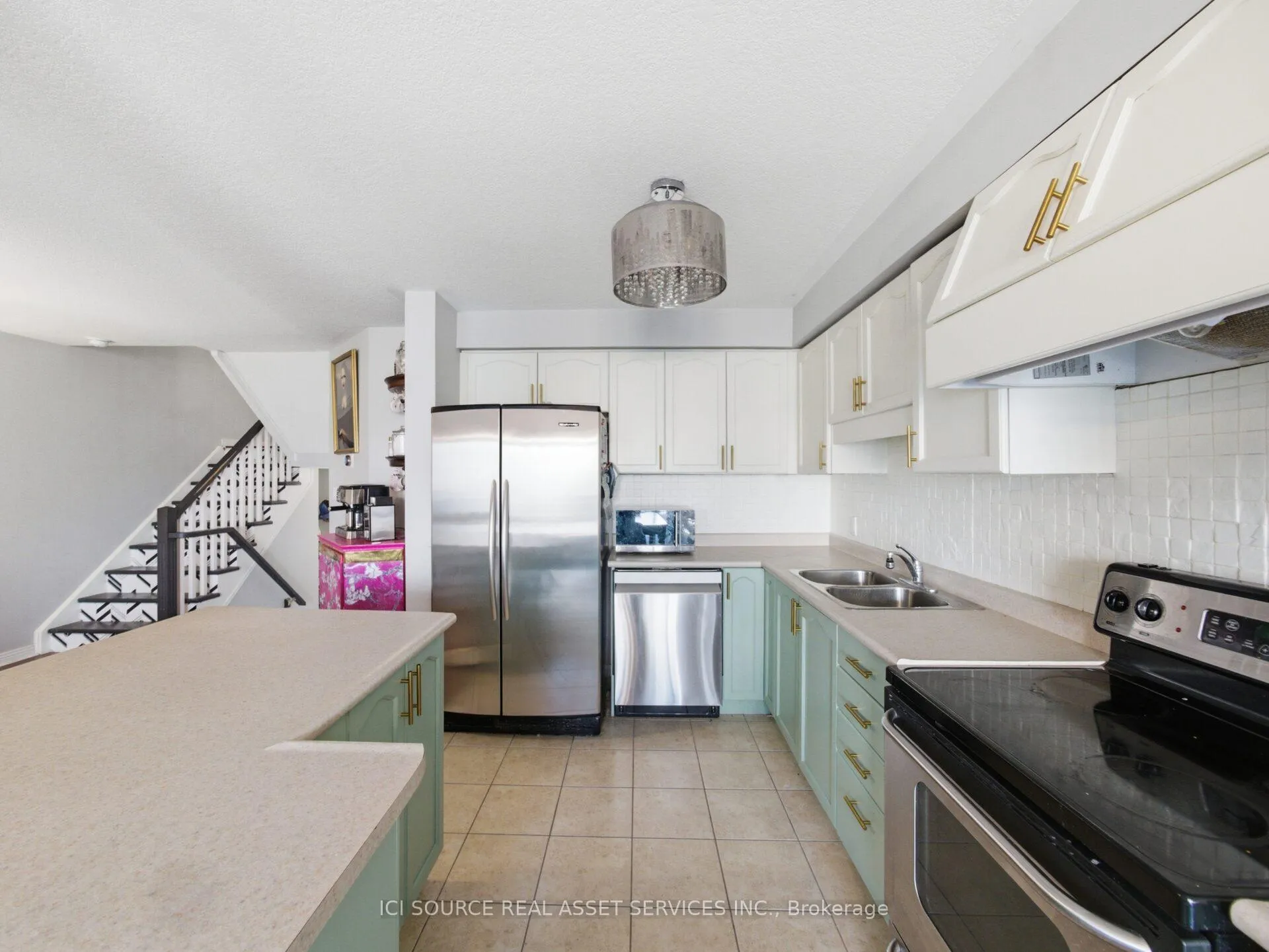 Photo 8 of Unit 22, 163 Livingston Avenue, Grimsby, Grimsby West — HOMEH