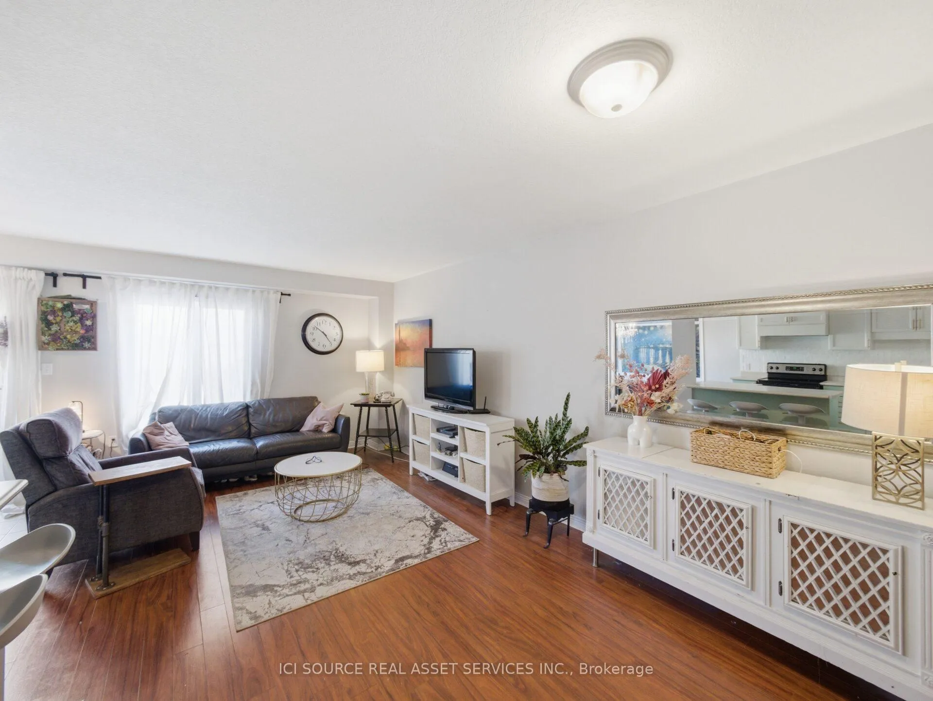 Photo 9 of Unit 22, 163 Livingston Avenue, Grimsby, Grimsby West — HOMEH
